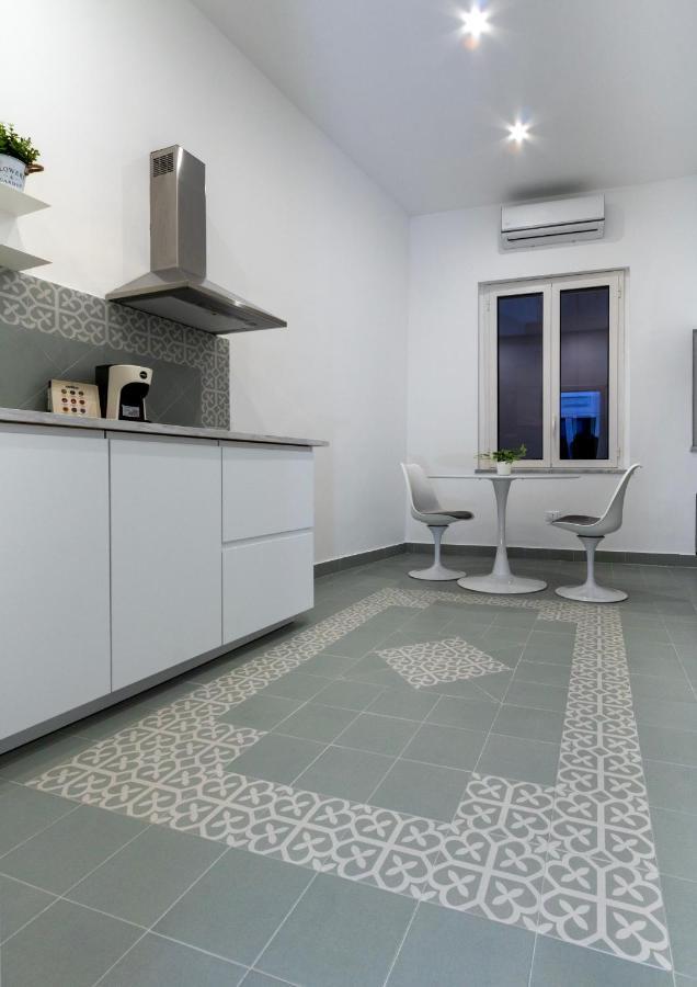 פלרמו Cortile Del Greco Apartments מראה חיצוני תמונה