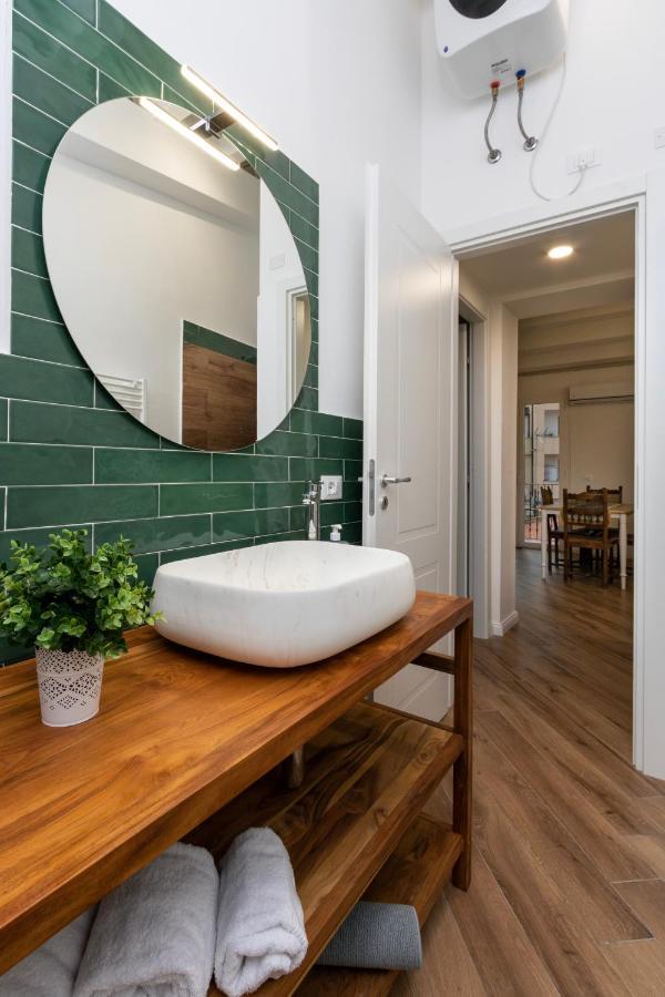 פלרמו Cortile Del Greco Apartments מראה חיצוני תמונה
