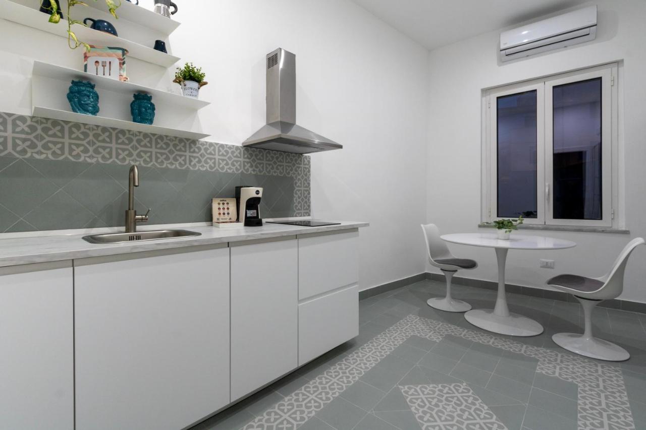 פלרמו Cortile Del Greco Apartments מראה חיצוני תמונה